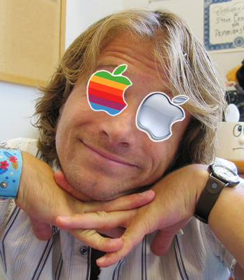 Файл:Apple-love1.jpg