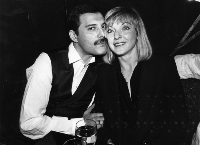 Файл:Freddie with Mary.jpg