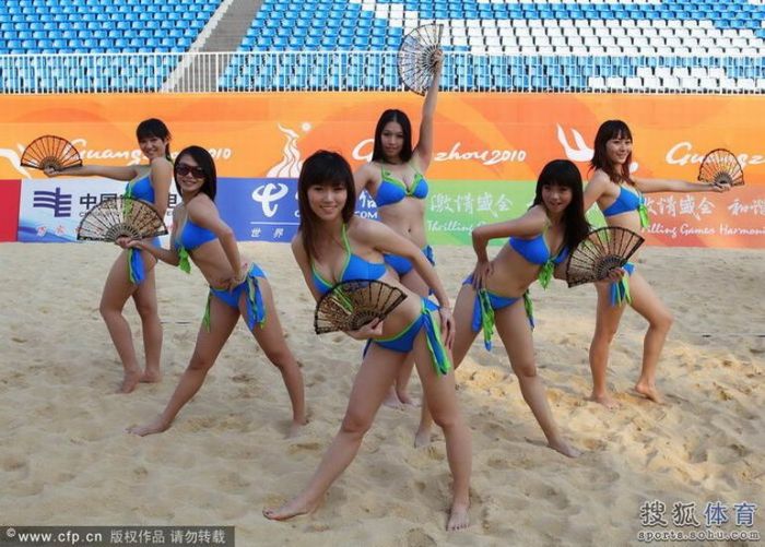 Файл:Asian cheerleaders 14.jpg