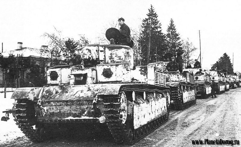 Файл:Soviet tank squad.jpg