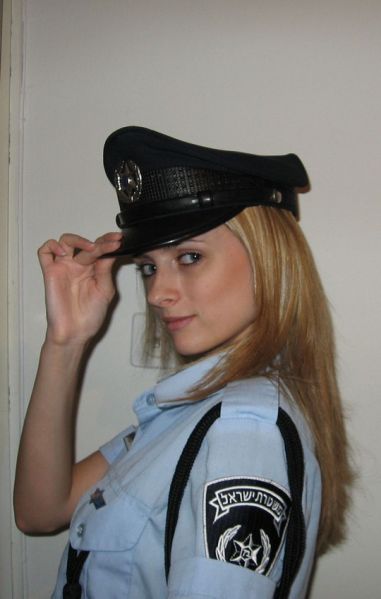 Файл:Jewish cop.jpg
