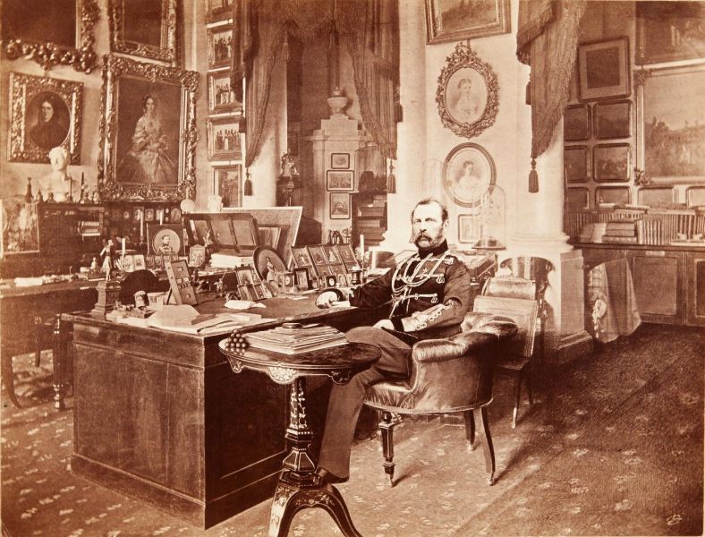 Файл:Aleksandr II Cabinet.jpg