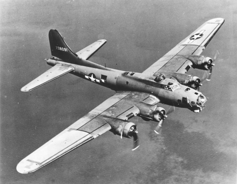 Файл:B-17 on bomb run.jpg