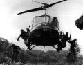 Один из мемов войны, вертолет UH-1. Рабочая лошадка демократии