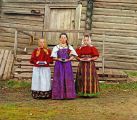 Русские девушки в самых откровенных своих нарядах.