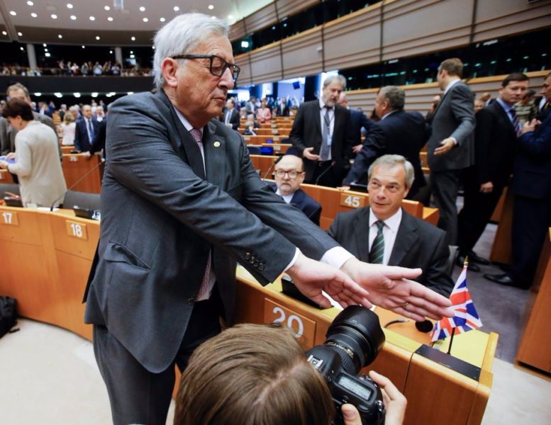 Файл:Brexit juncker censors farage in eu parliament.jpg