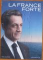 Моно-Саркози на фоне болота во второй президентской кампании. Горизонт завален.